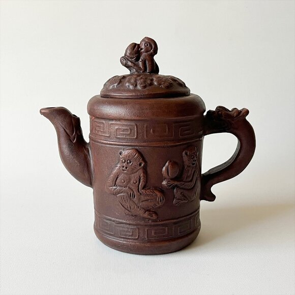 Vintage Yixing Zisha Clay Handmade Teapot - Picture 1 of 6